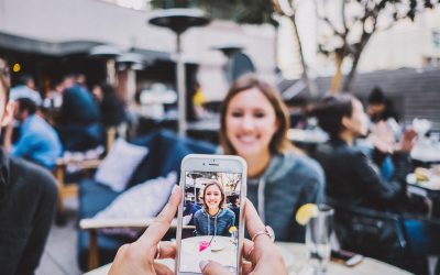 How to use LinkedIn Stories